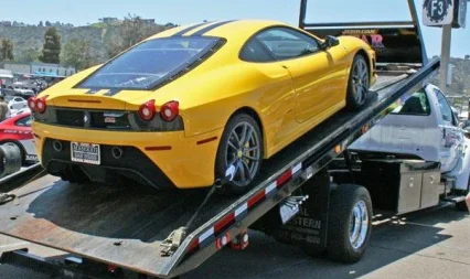 car-towing-recovery-roadside-assistance-battery-tire-dubai (2)